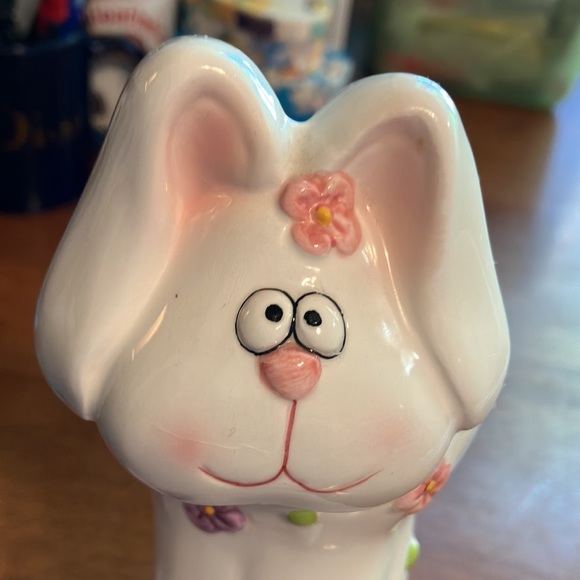 Adorable ceramic bunny ๐ฐ piggy bank from Hobby Lobby, excellent condition! - Picture 14 of 16